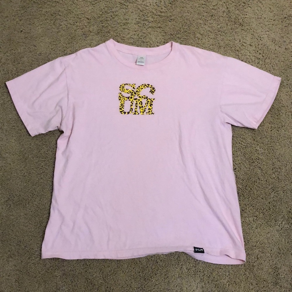 Pink Scum shirt. Great condition size large. Pink with leopard letters.